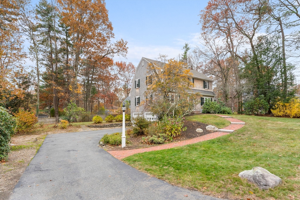 12 Olde Lantern Road Acton, MA 01720 - Photo 37 of 40