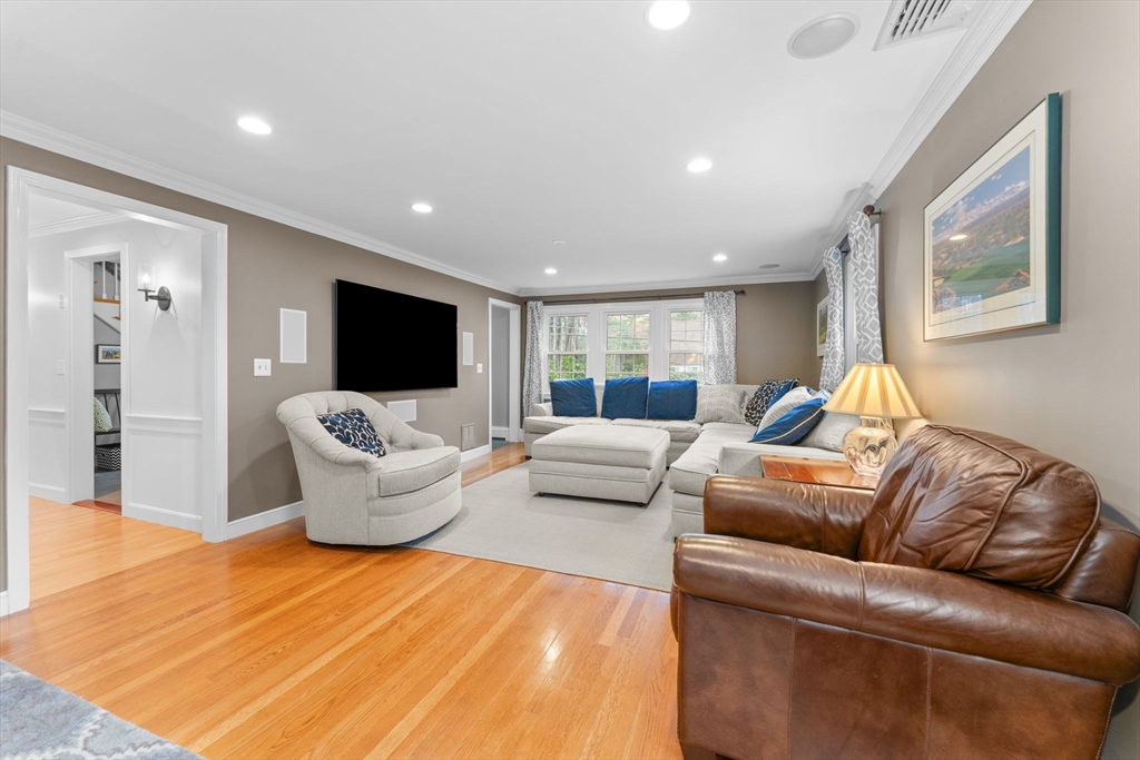 12 Olde Lantern Road Acton, MA 01720 - Photo 4 of 40