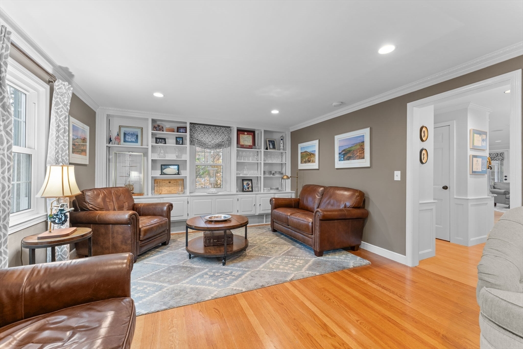 12 Olde Lantern Road Acton, MA 01720 - Photo 5 of 40