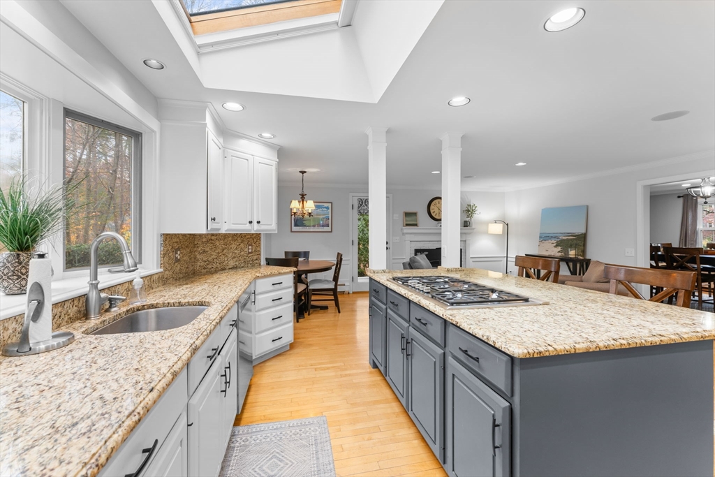 12 Olde Lantern Road Acton, MA 01720 - Photo 10 of 40