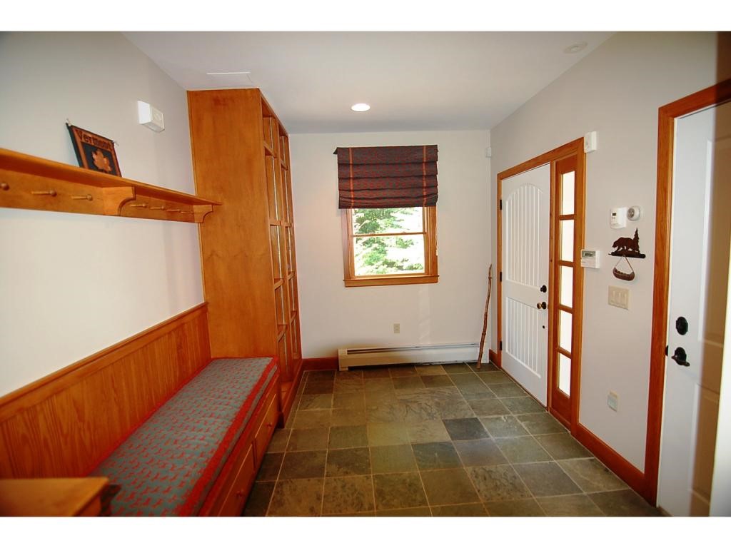 37 Sunbowl Ridge Road, Unit 37B Stratton, VT 05155 - Photo 12 of 15 Gallery Image 12