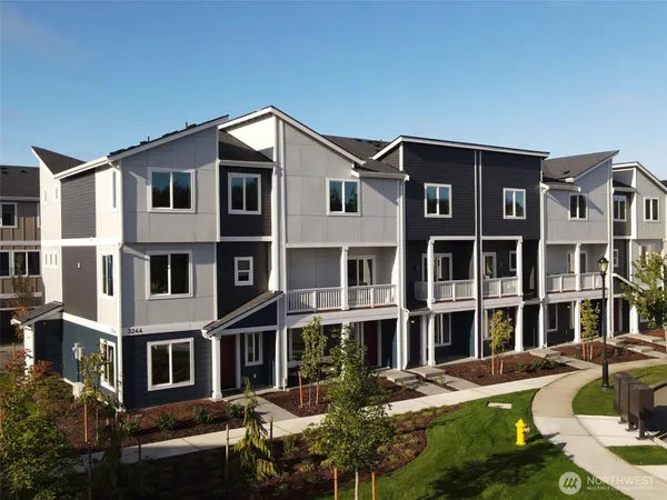 $499,950 | 32371 Anchor Avenue Southeast, Black Diamond, WA 98010