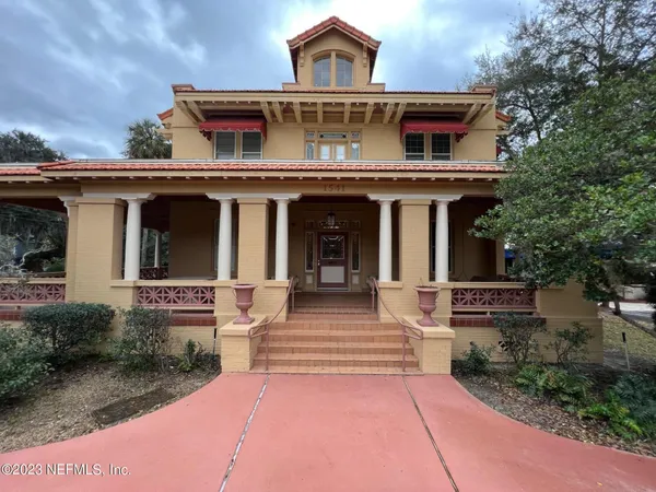 $1,300 | 1541 Riverside Avenue, Unit 2, Jacksonville, FL 32204