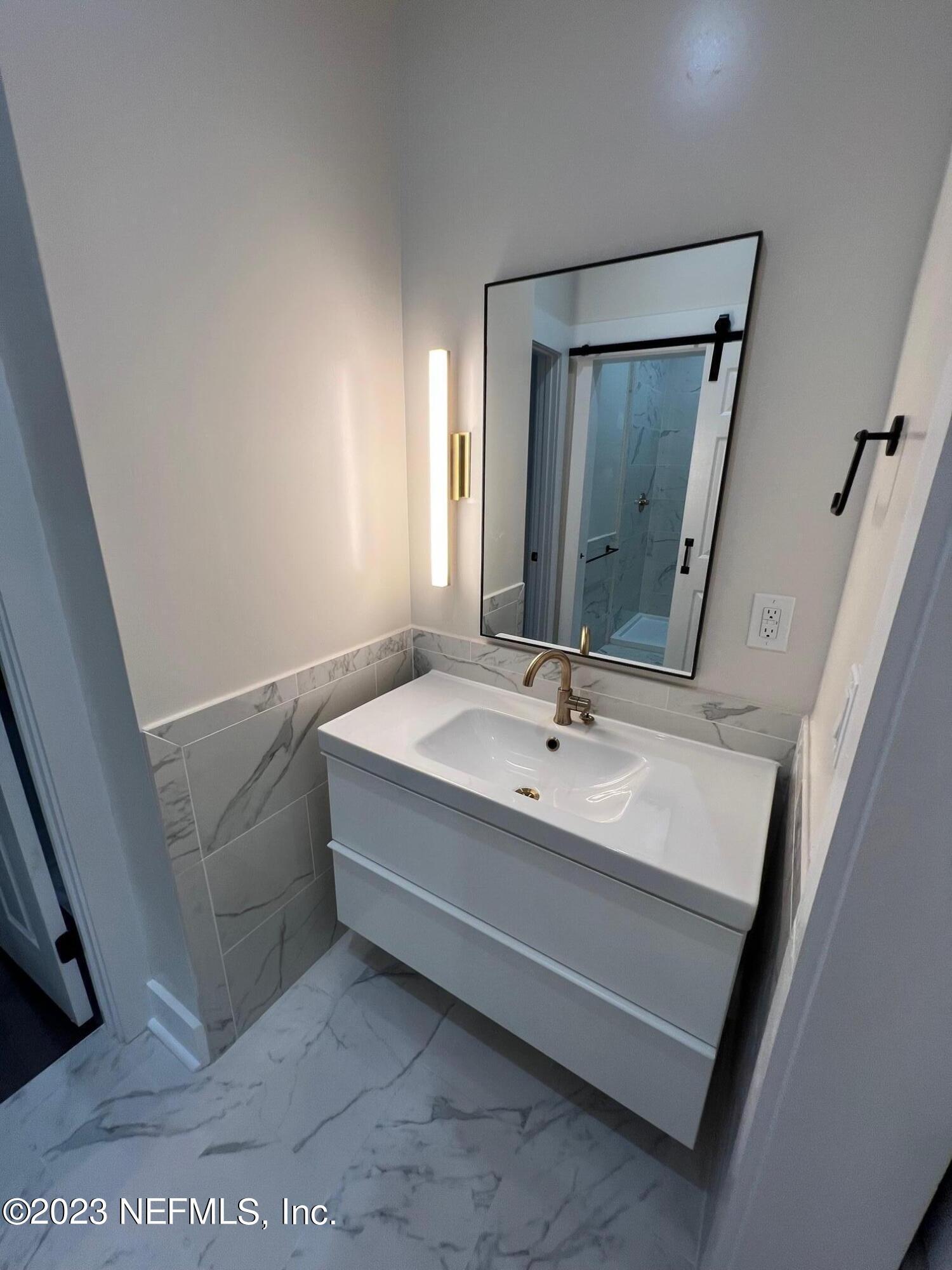 1541 Riverside Avenue, Unit 2 Jacksonville, FL 32204 - Photo 5 of 14 IMG_5633