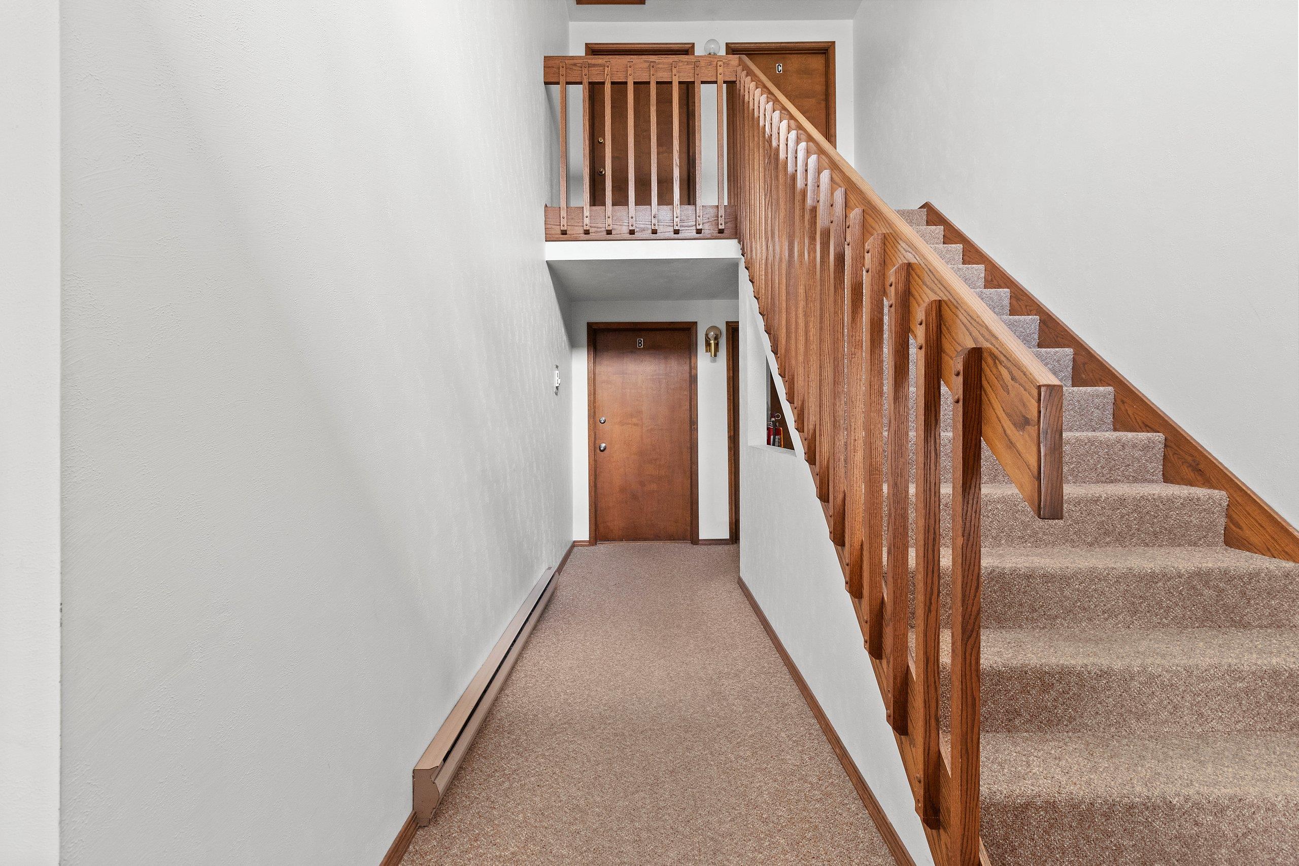 2405 Cedar Ridge Green Bay, WI 54313 - Photo 12 of 38