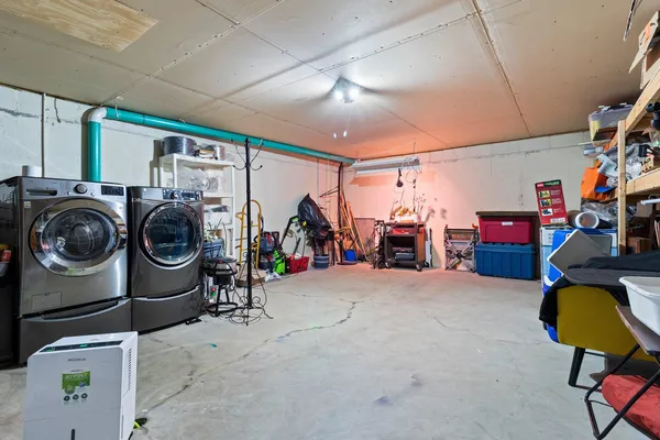 $164,900 | 2405 Cedar Ridge, Green Bay, WI 54313