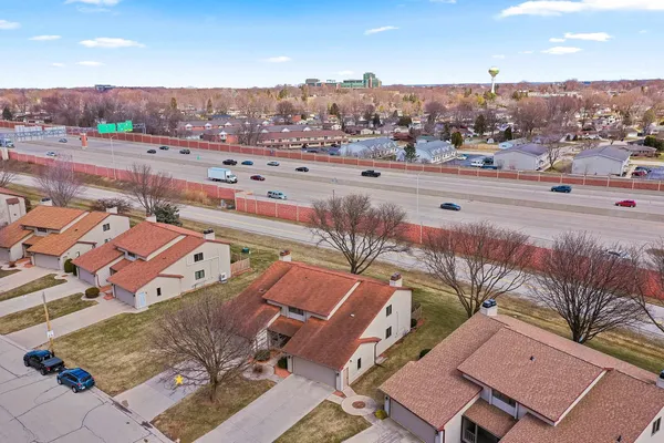 $164,900 | 2405 Cedar Ridge, Green Bay, WI 54313