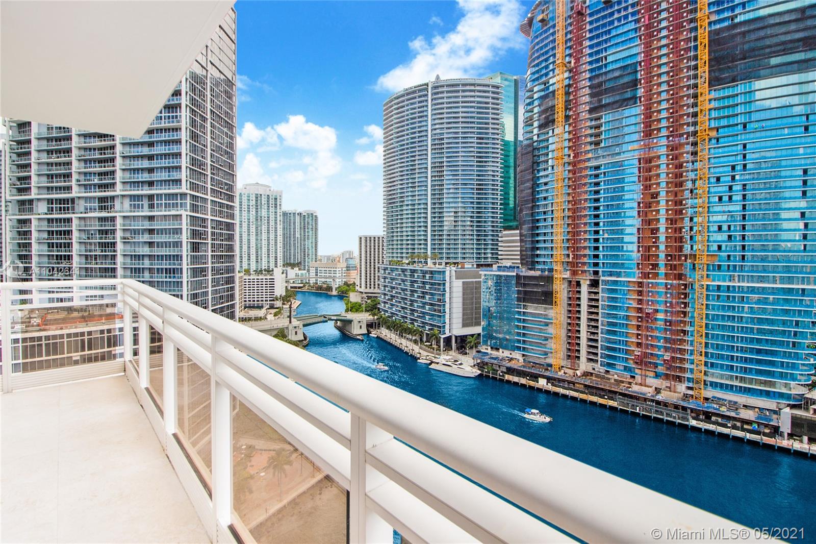 901 Brickell Key Boulevard, Unit 2004 Miami, FL 33131 - Photo 5 of 39