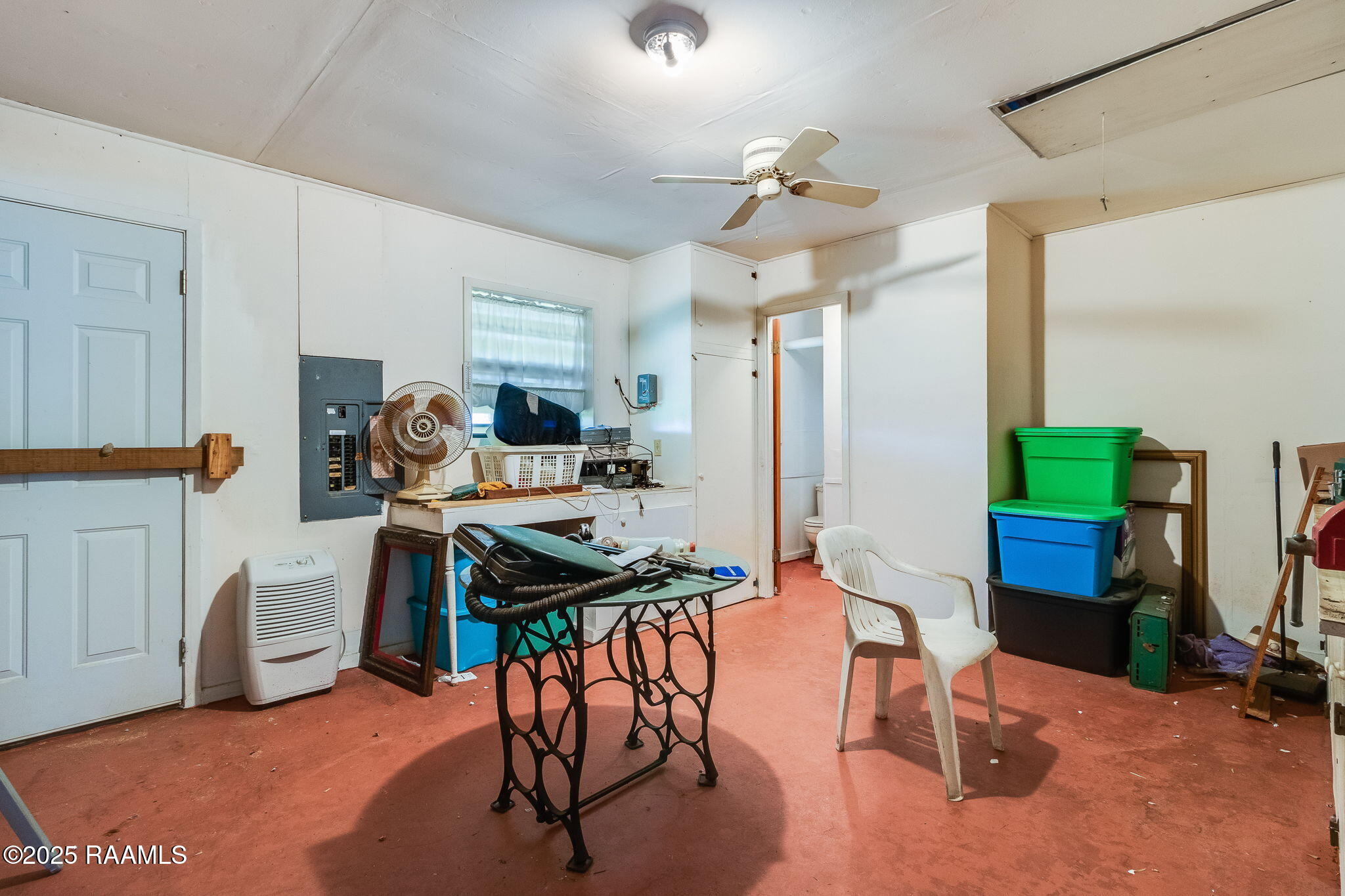 3101 Donna Road Abbeville, LA 70510 - Photo 13 of 18 13-web-or-mls-3101 Donna Rd-12