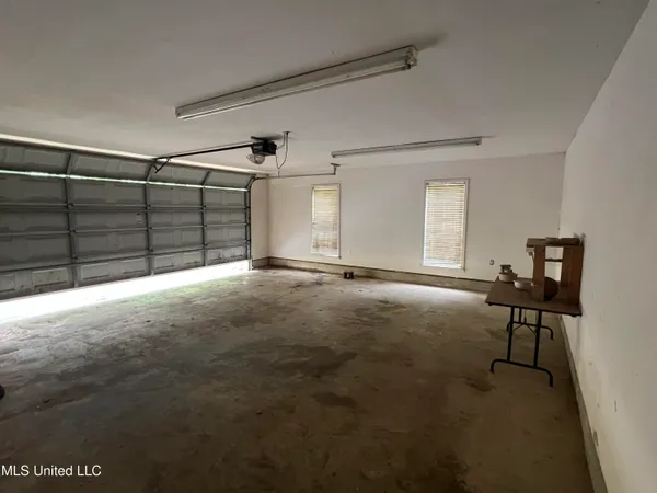 $449,000 | 22115 Highway 315, Sardis, MS 38666