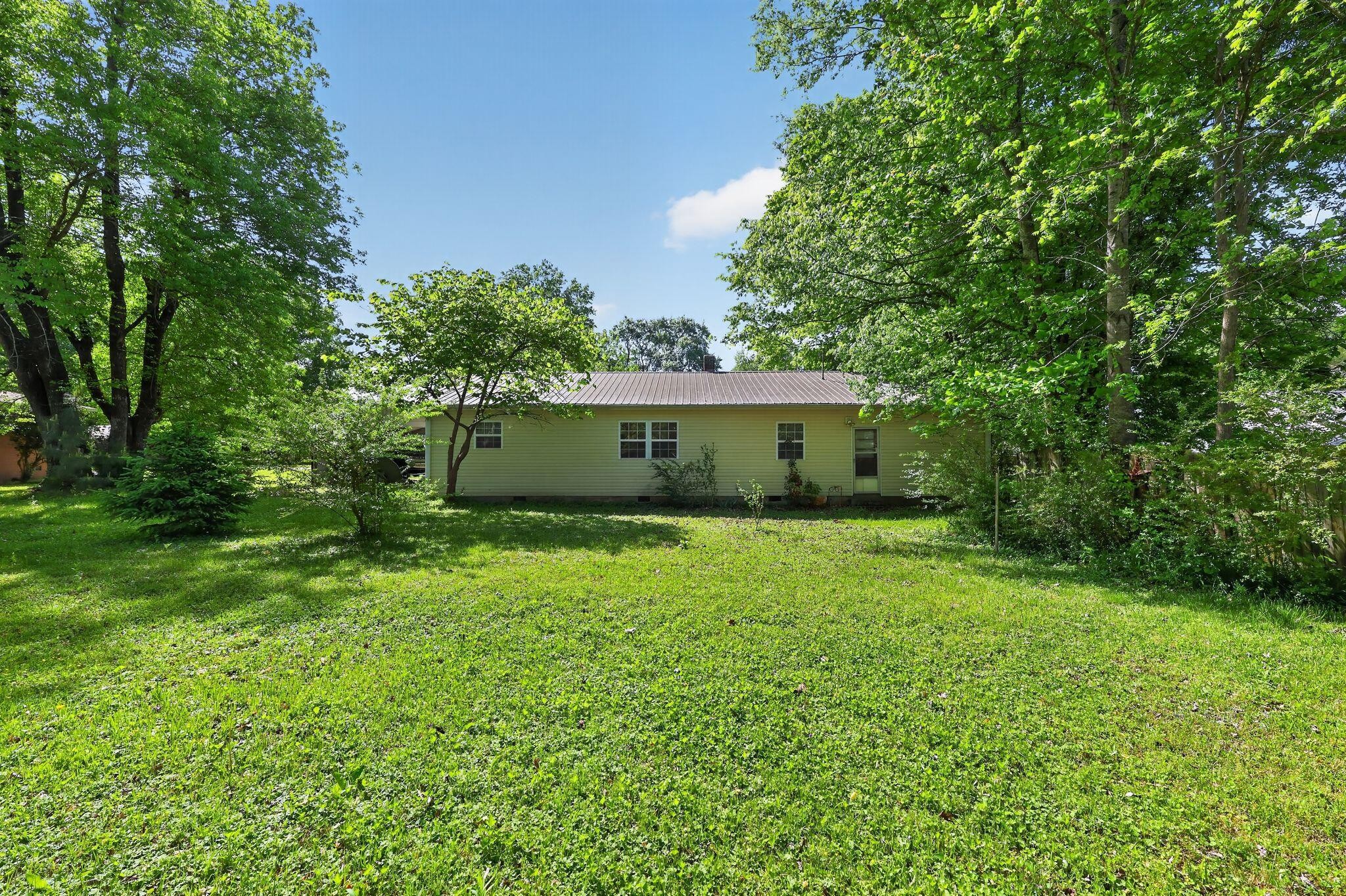 285 Jones Street Huntingdon, TN 38344 - Photo 6 of 33