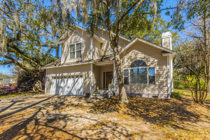 1332 Woodlock Road Mount Pleasant, SC 29464 - Photo 2 of 46