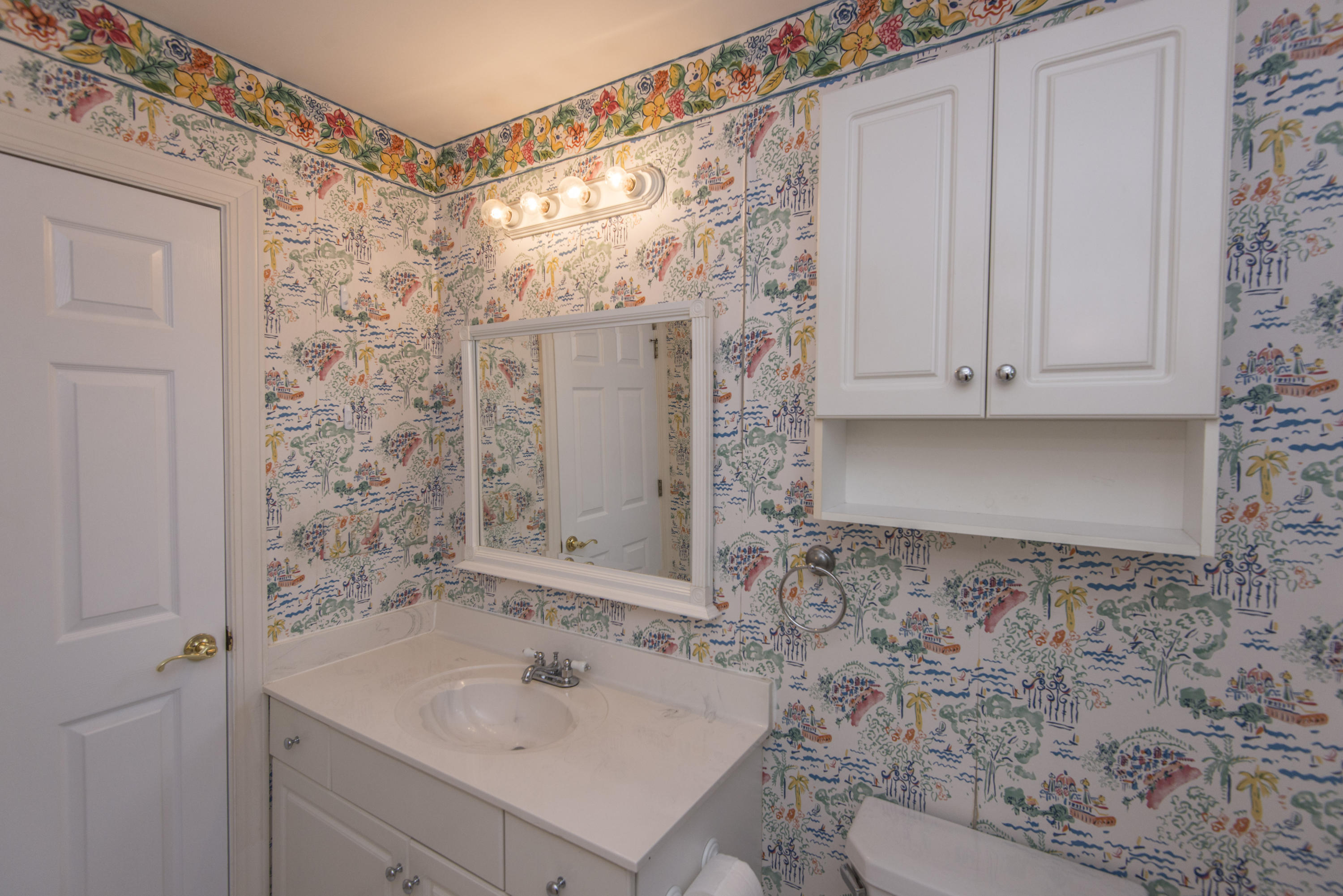 1332 Woodlock Road Mount Pleasant, SC 29464 - Photo 20 of 46