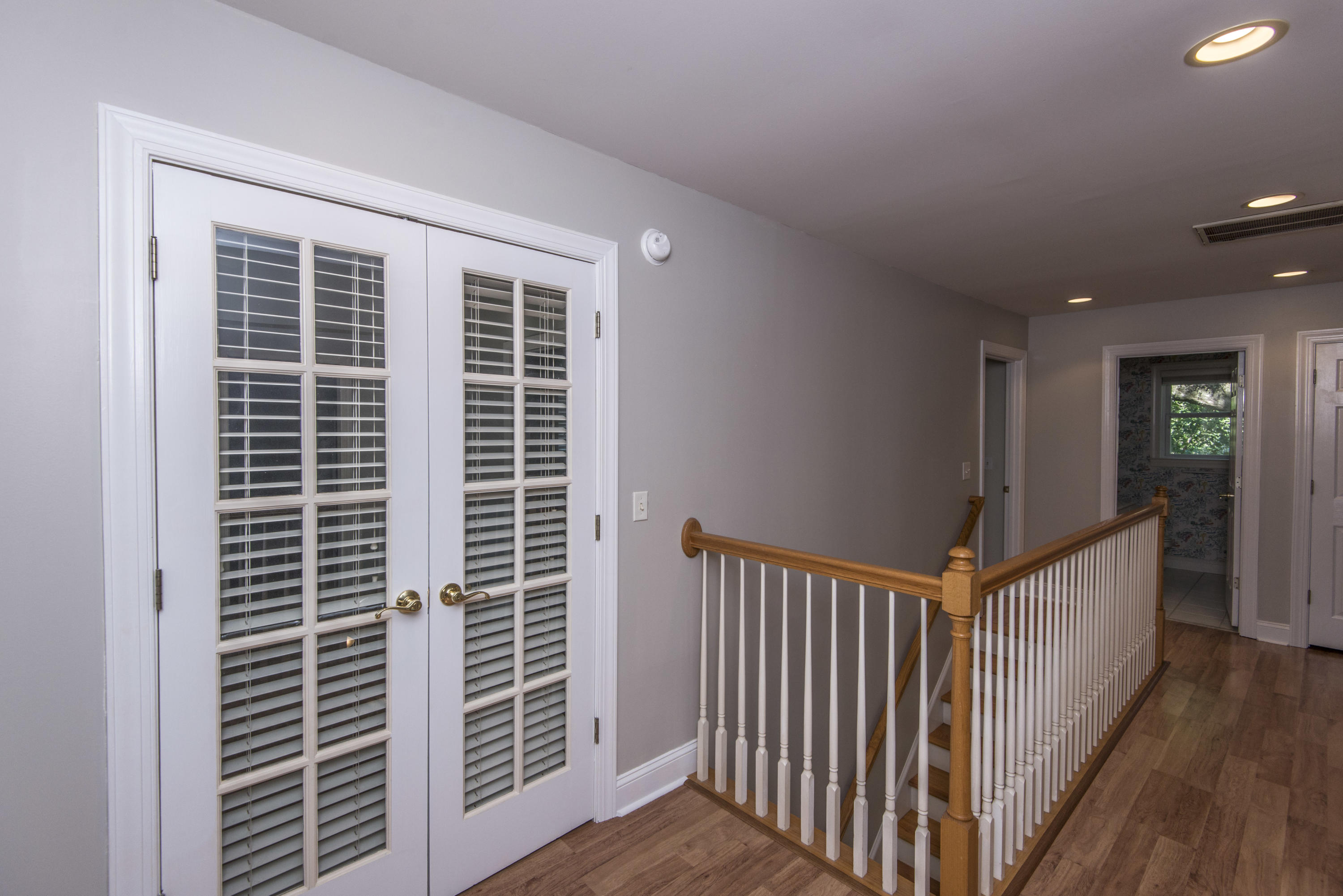 1332 Woodlock Road Mount Pleasant, SC 29464 - Photo 25 of 46