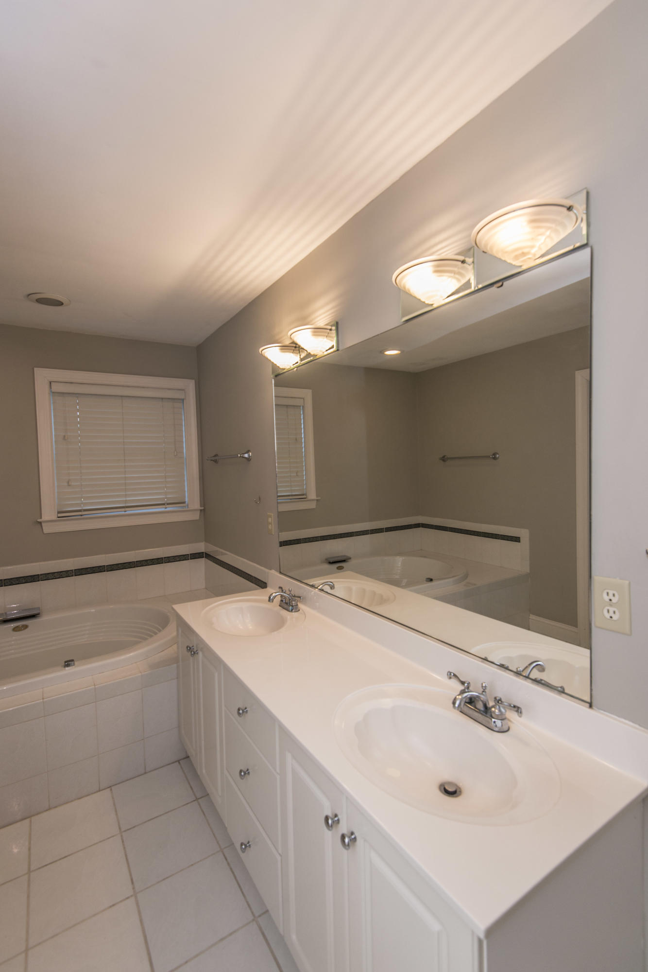 1332 Woodlock Road Mount Pleasant, SC 29464 - Photo 33 of 46