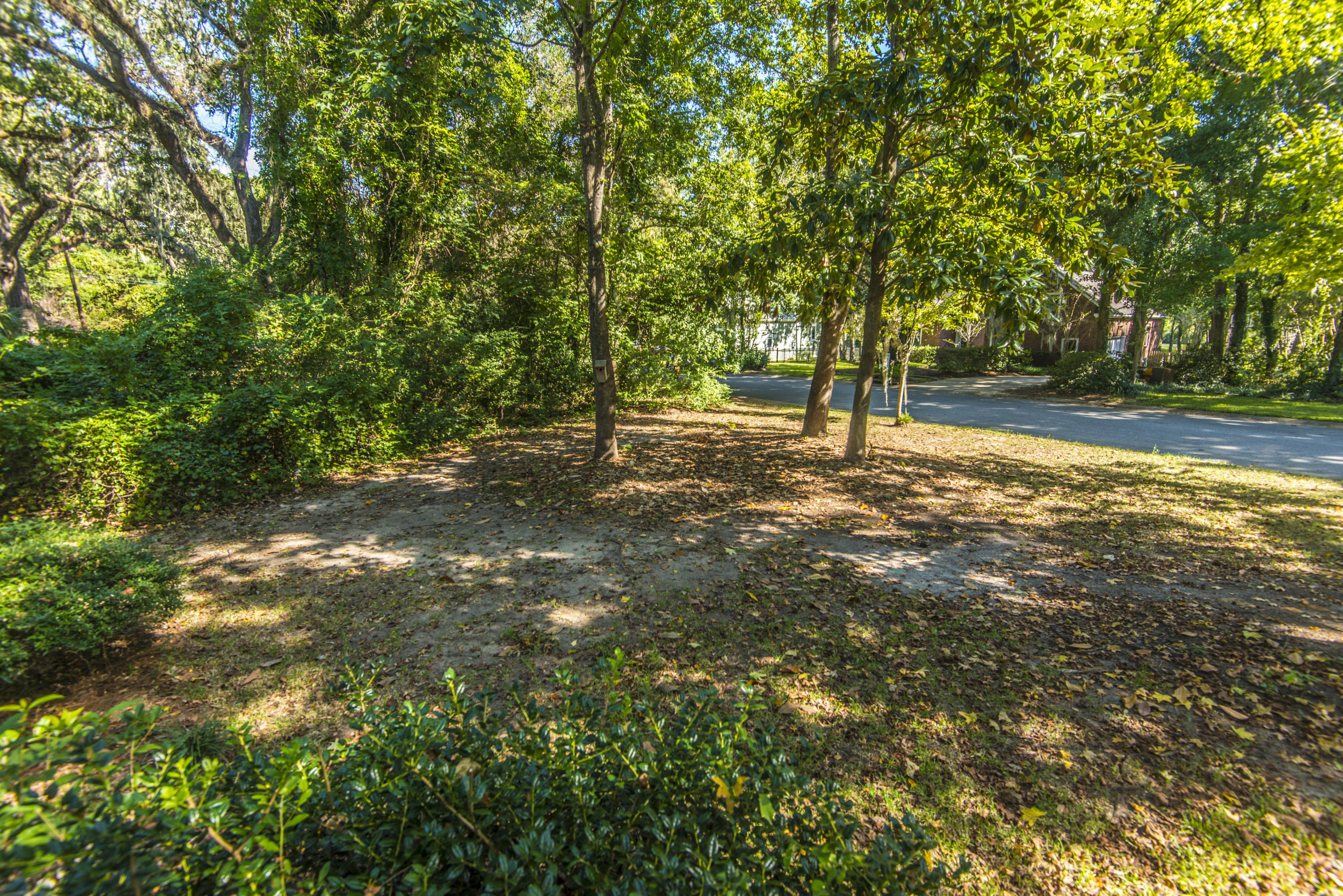 1332 Woodlock Road Mount Pleasant, SC 29464 - Photo 37 of 46