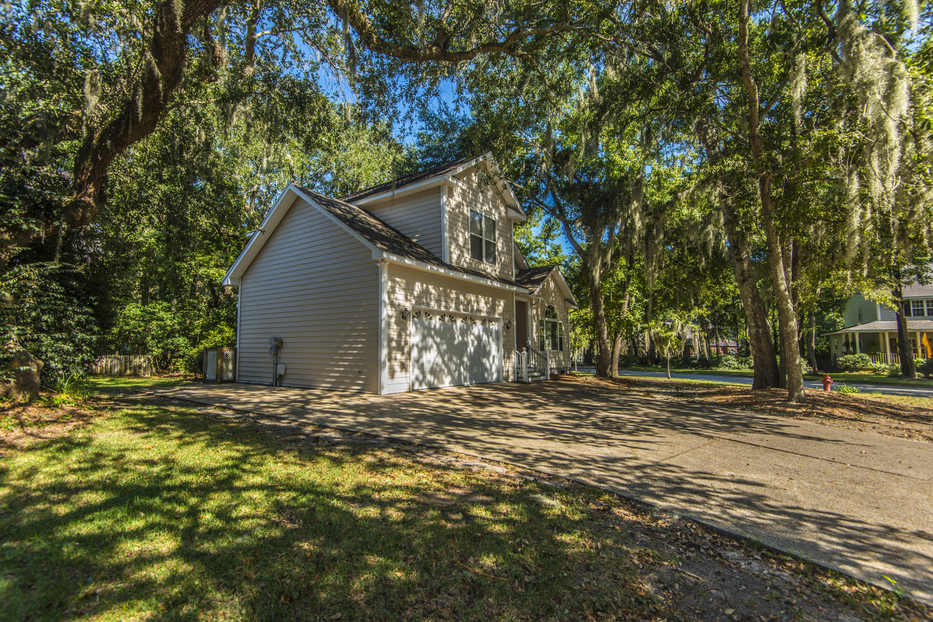 1332 Woodlock Road Mount Pleasant, SC 29464 - Photo 42 of 46