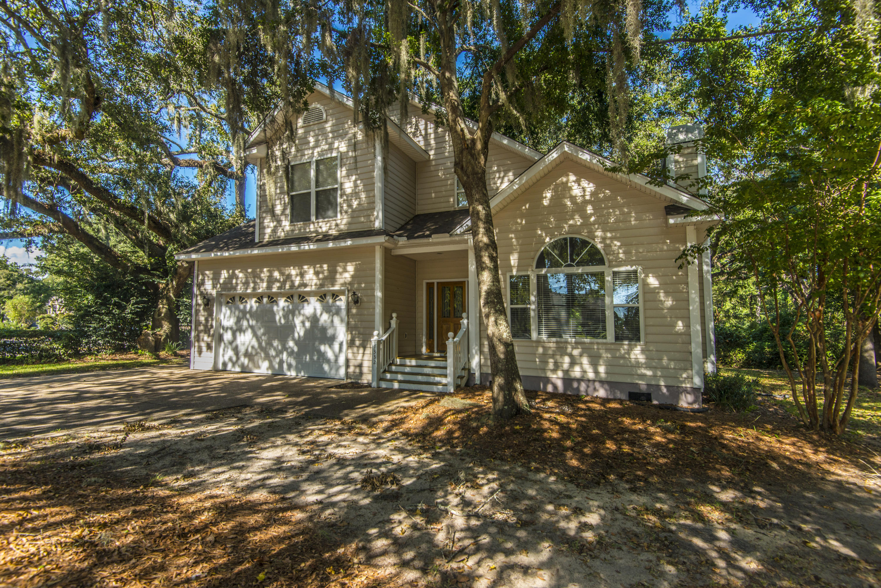 1332 Woodlock Road Mount Pleasant, SC 29464 - Photo 44 of 46