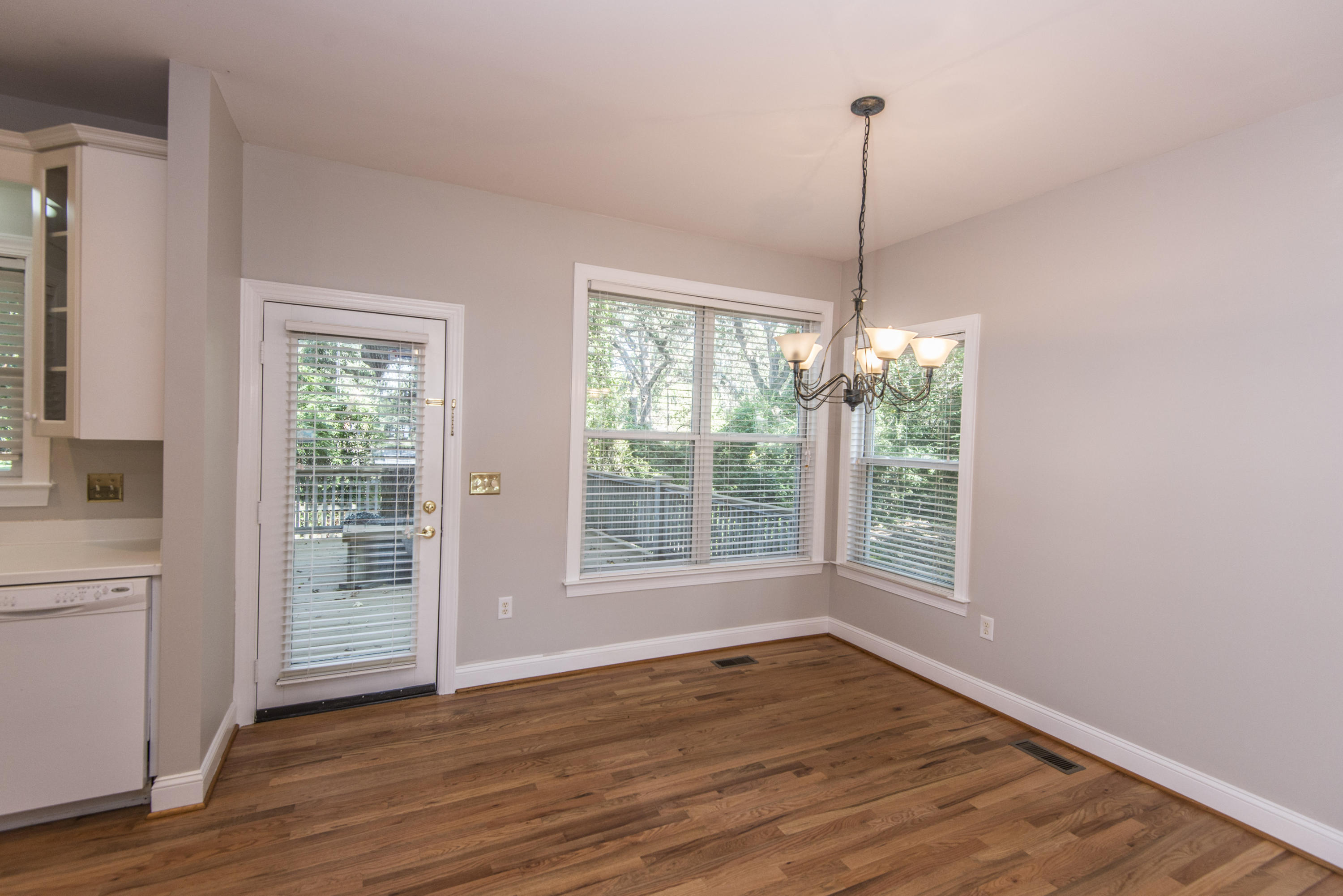 1332 Woodlock Road Mount Pleasant, SC 29464 - Photo 7 of 46