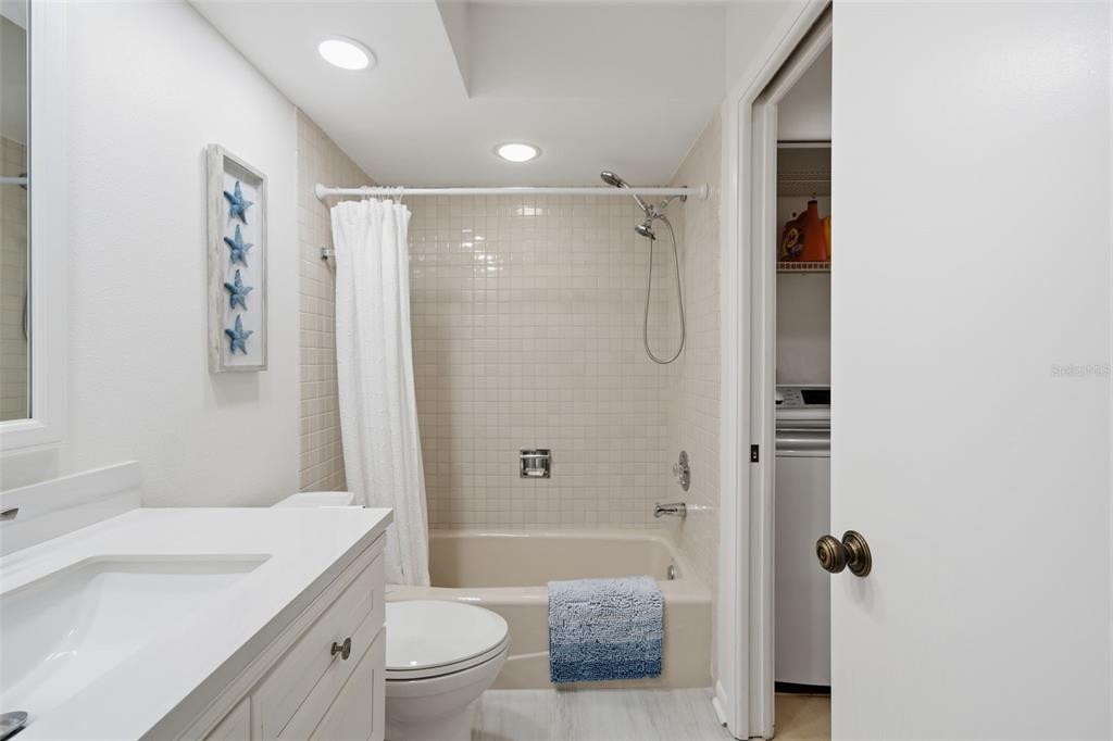 50 Pelican Place, Unit 50 Clearwater, FL 33756 - Photo 25 of 28