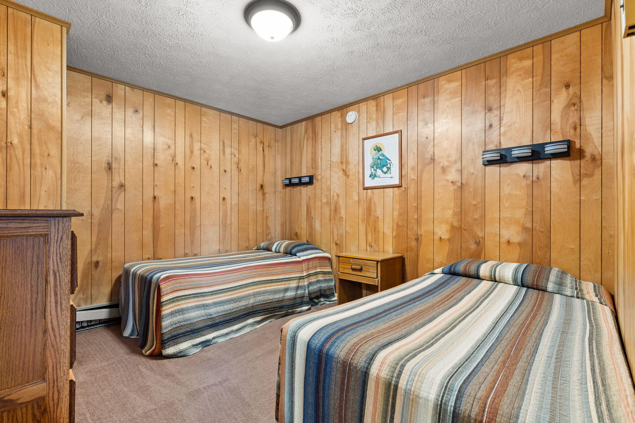 346 Terrace Crest Lane, Unit 6 Reeds Spring, MO 65737 - Photo 24 of 45 346-Terrace-Crest-Ln-Peaceful-Bedroom