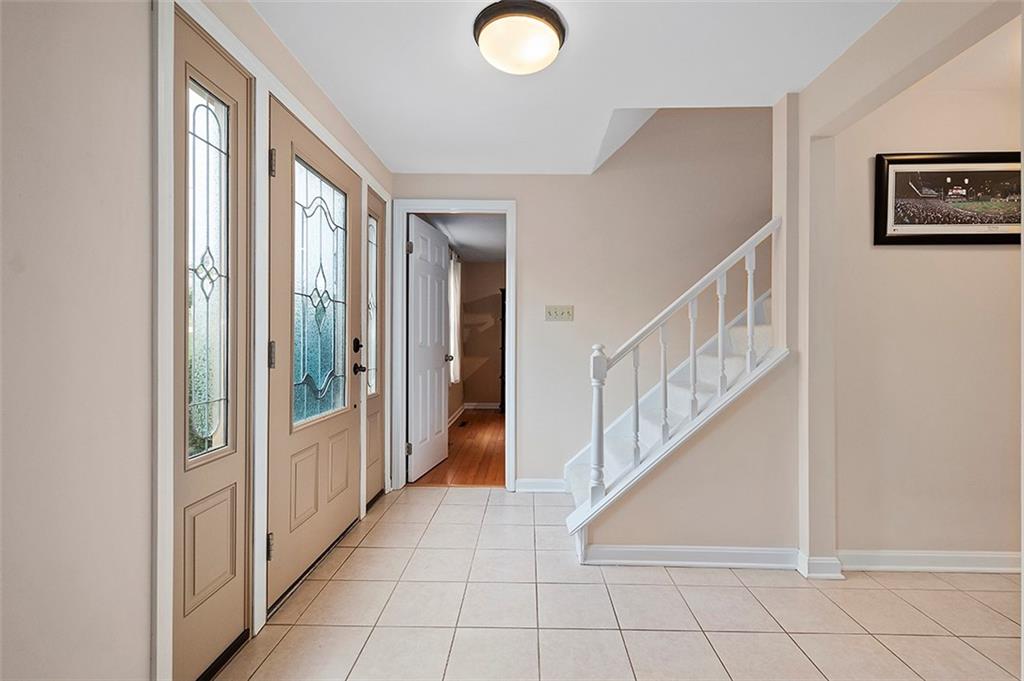 1550 Hastings Mill Road Pittsburgh, PA 15241 - Photo 3 of 25