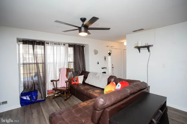 $299,000 | 5107 Halifax Way, Mount Laurel, NJ 08054