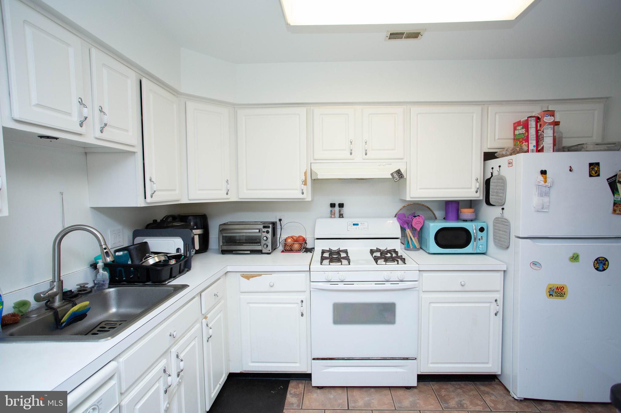 5107 Halifax Way Mount Laurel, NJ 08054 - Photo 9 of 27