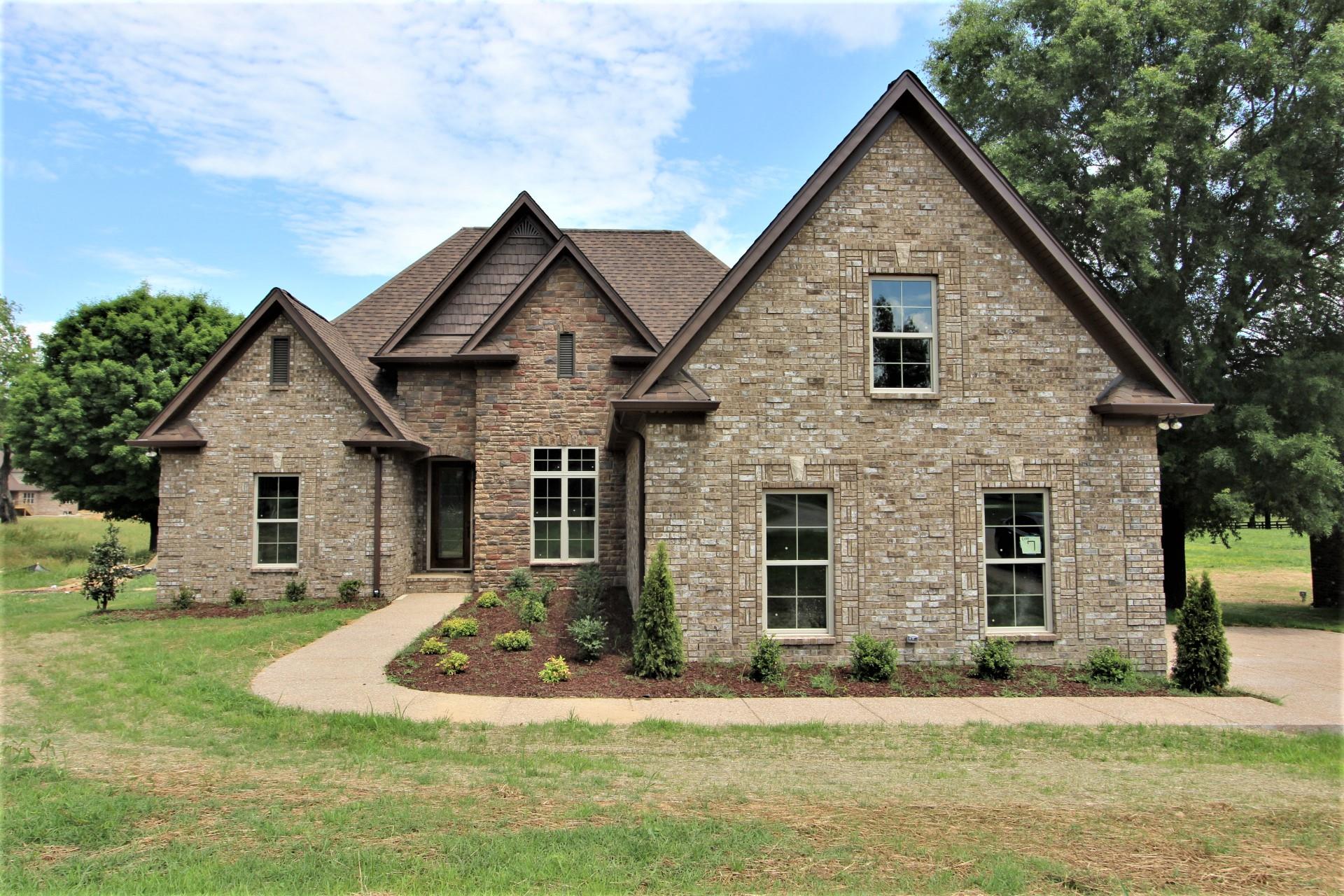 129 Cherokee Dock Road, Unit 7 Lebanon, TN 37087 - Photo 1 of 25 Gallery Image 1