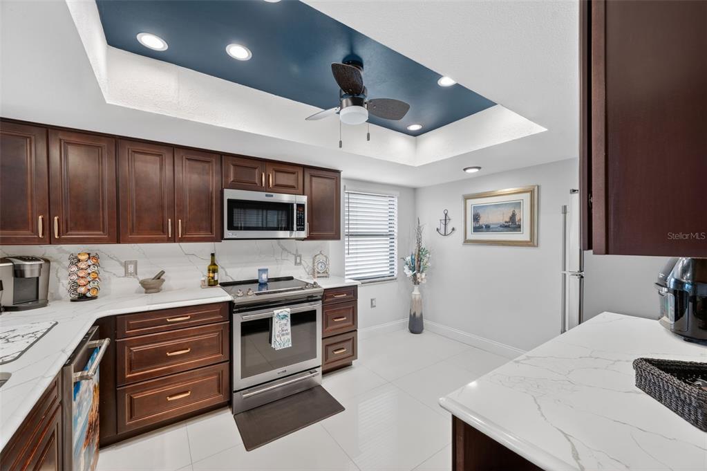 700 Starkey Road, Unit 352 Largo, FL 33771 - Photo 5 of 60