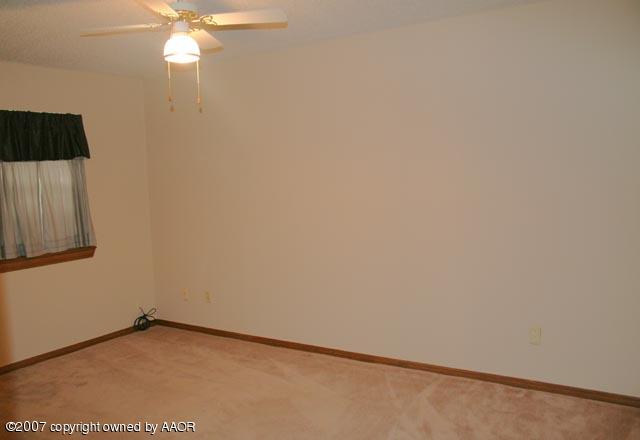 6512 Falcon Road Amarillo, TX 79109 - Photo 8 of 10 Bedroom 3