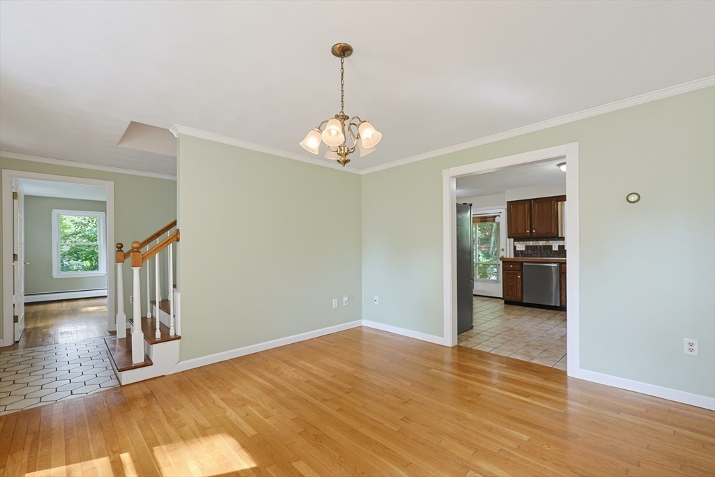 16 Blacksmith Road Cumberland, RI 02864 - Photo 6 of 36