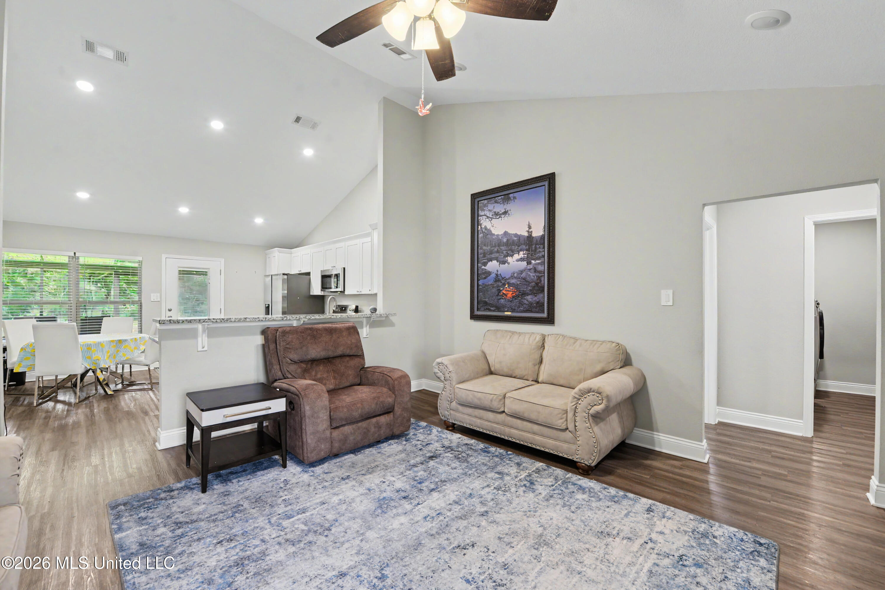 90 Hunters Trace Picayune, MS 39466 - Photo 6 of 24 006