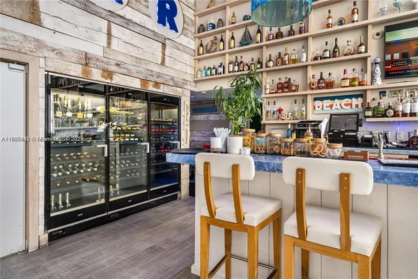 $15,000 | 15901 Collins Avenue, Unit 2406, Sunny Isles Beach, FL 33160