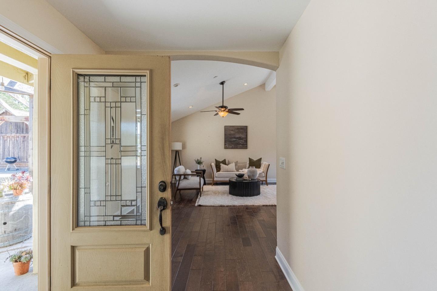 9585 Prunedale South Road Salinas, CA 93907 - Photo 5 of 38