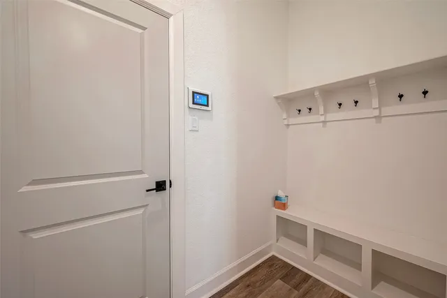 a view of utility room