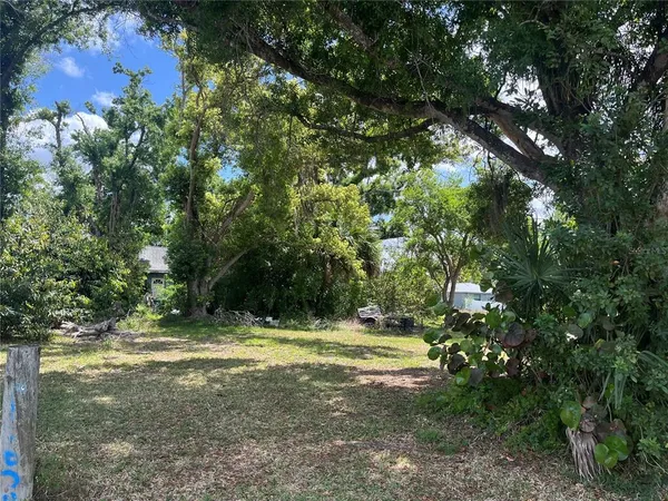 $250,000 | 5628 24th Street East, Bradenton, FL 34203