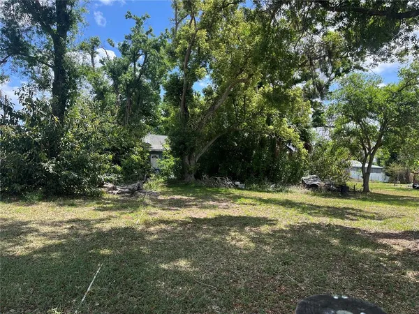 $250,000 | 5628 24th Street East, Bradenton, FL 34203