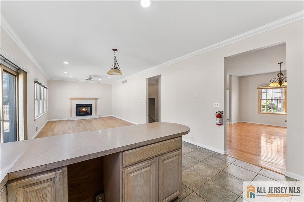 57 Westervelt Avenue Edison, NJ 08817 - Photo 9 of 39