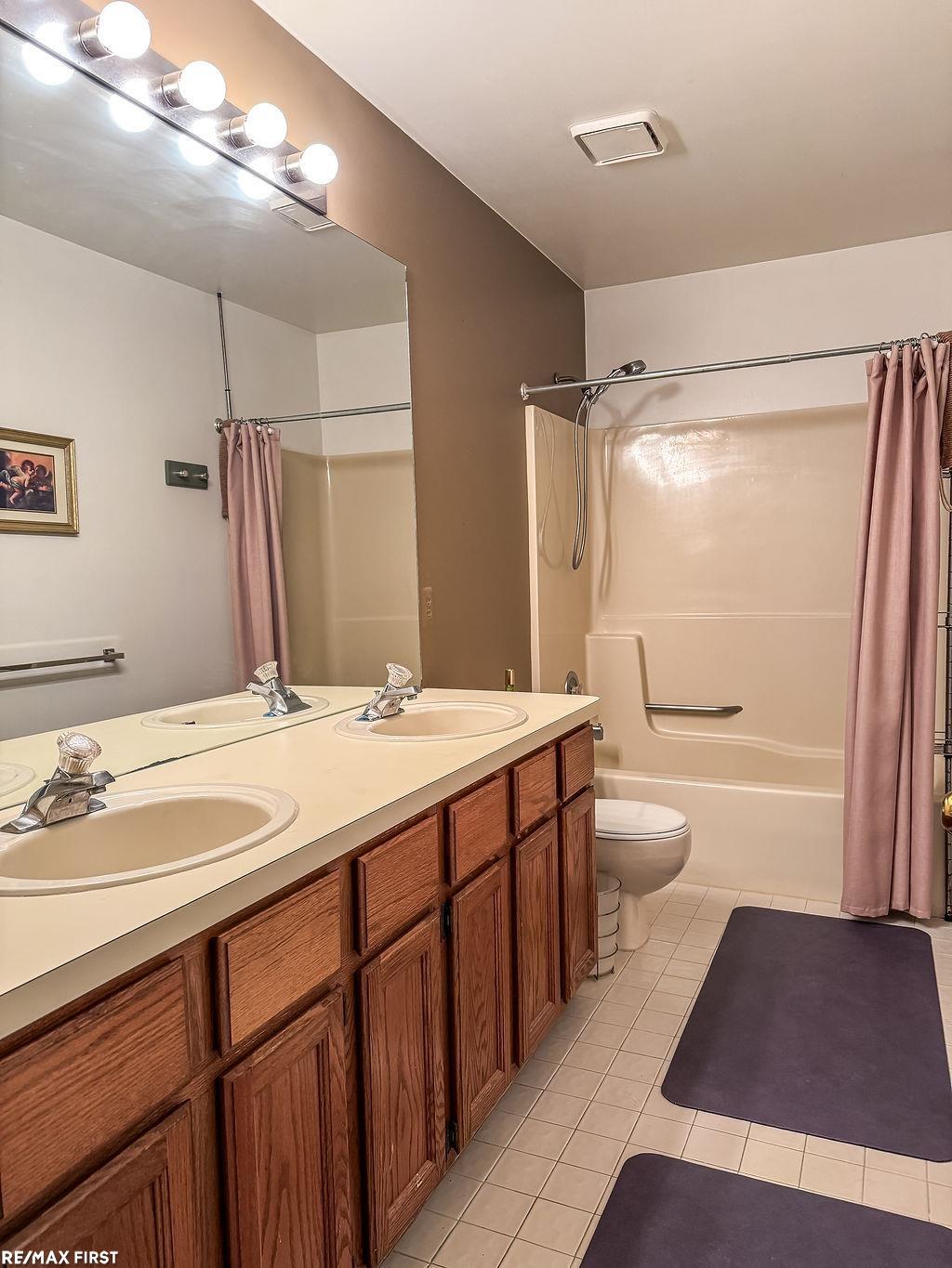 199 Saxon Court Rochester Hills, MI 48307 - Photo 20 of 28
