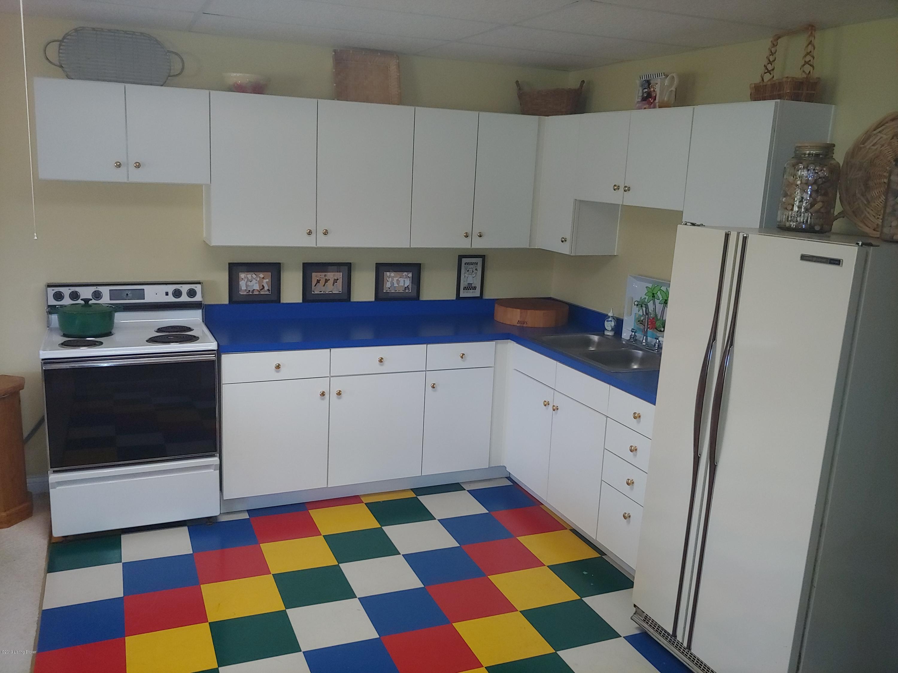 2402 Campbellsburg Road New Castle, KY 40050 - Photo 11 of 31 0824191408