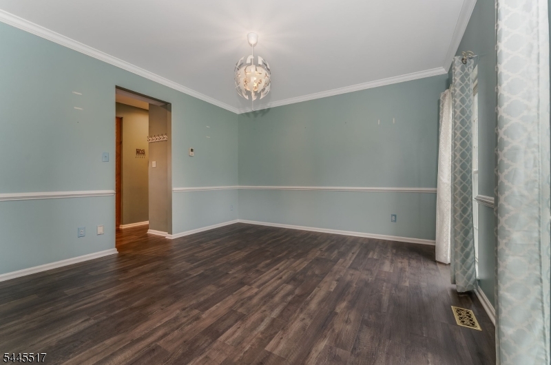 209 Kuhl Road Flemington, NJ 08822 - Photo 7 of 50