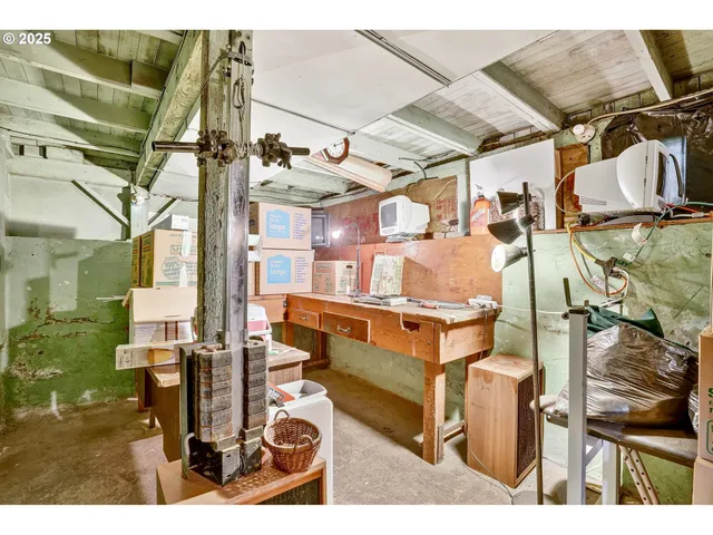 $349,000 | 6404 Northeast 10th Avenue, Portland, OR 97211