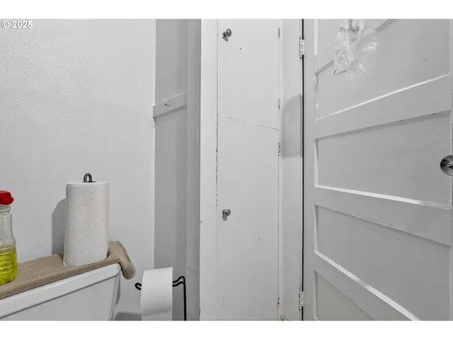 $349,000 | 6404 Northeast 10th Avenue, Portland, OR 97211