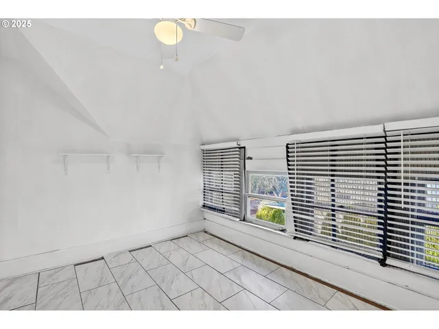 $349,000 | 6404 Northeast 10th Avenue, Portland, OR 97211