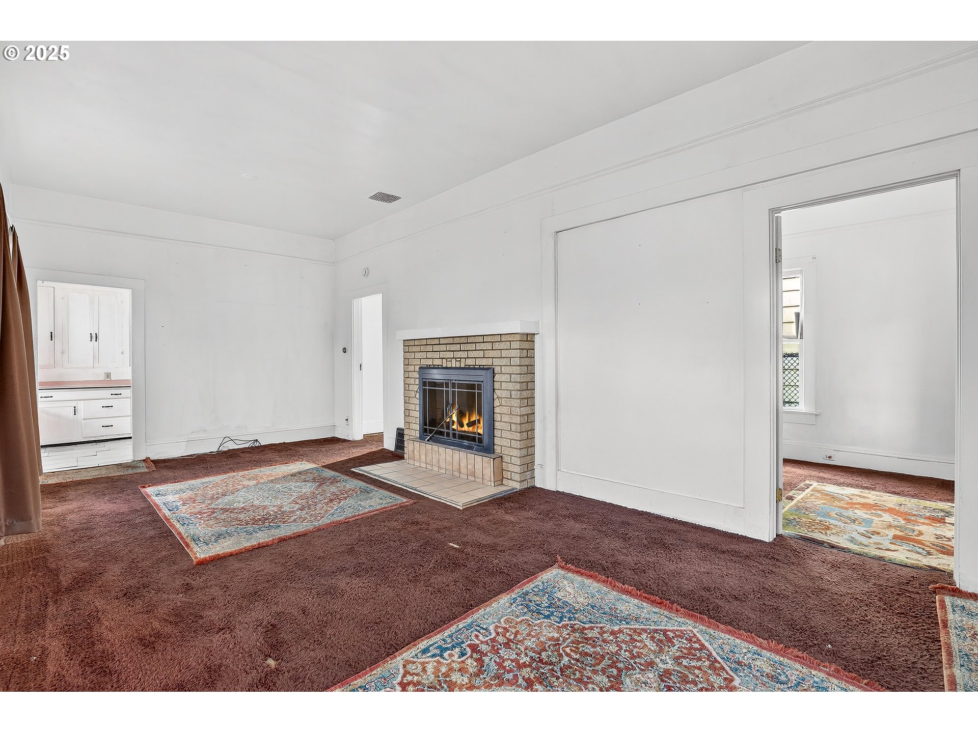6404 Northeast 10th Avenue Portland, OR 97211 - Photo 37 of 45 a view of an empty room and wooden floor