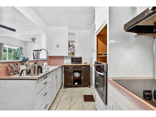 $349,000 | 6404 Northeast 10th Avenue, Portland, OR 97211