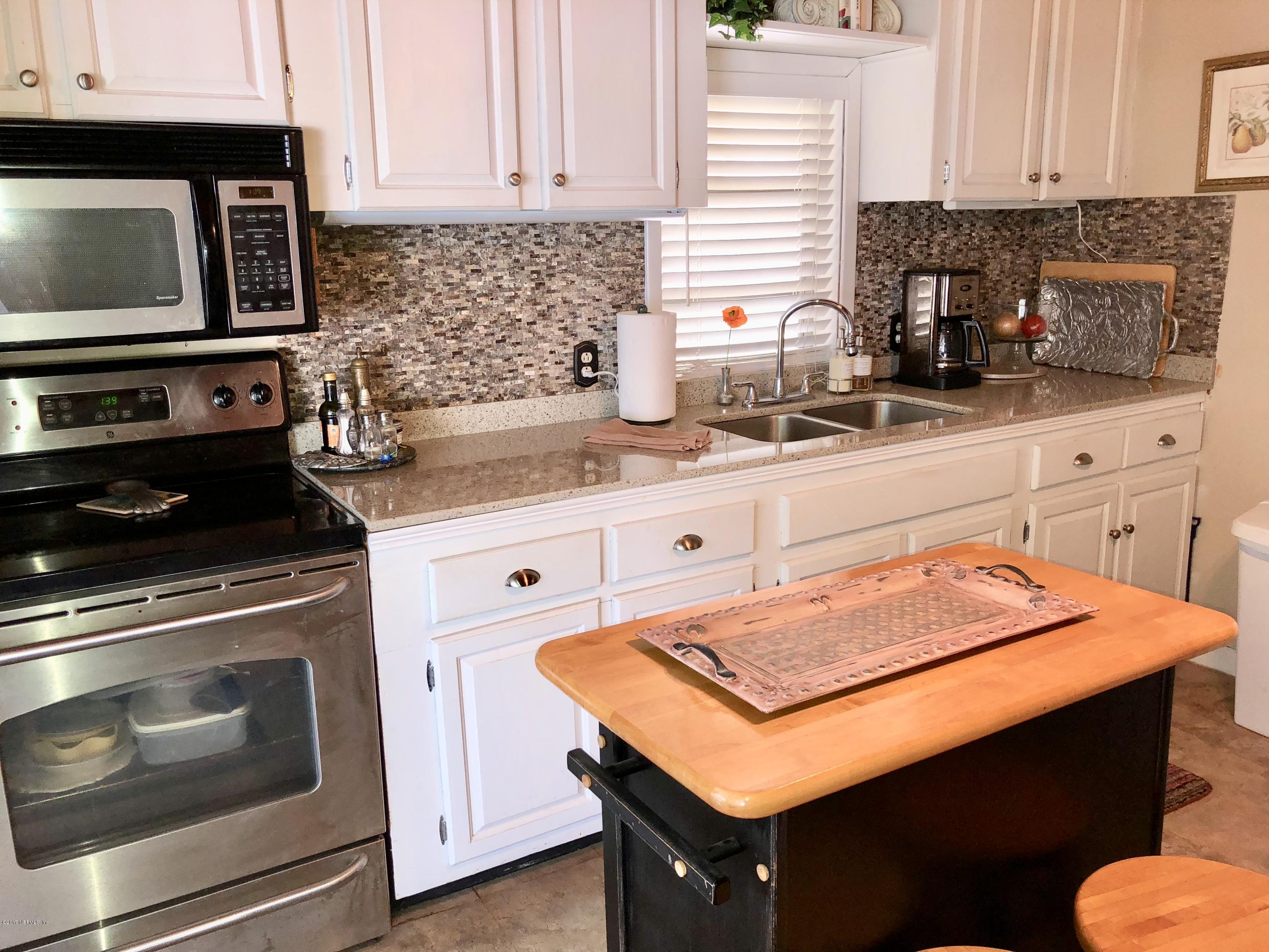 126 Riverside Avenue Satsuma, FL 32189 - Photo 7 of 22 Kitchen