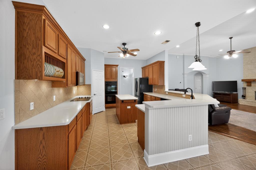 195 Connor Lane Allen, TX 75002 - Photo 9 of 36