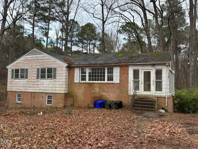 $299,500 | 306 Hickory Drive, Chapel Hill, NC 27517
